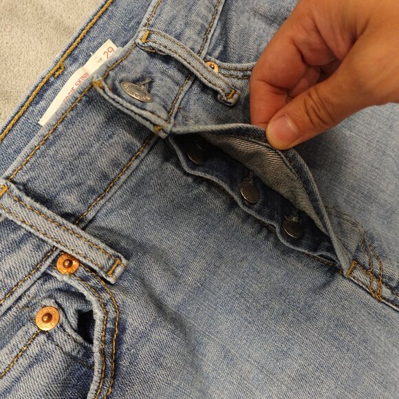 Levi’s Jeans Wedgie Skinny Distressed High-Rise Jean Women’s Size 29 Blue - Picture 4 of 14